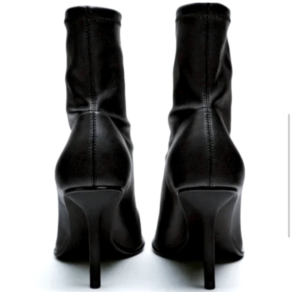 ZARA ANKLE HEELED BOOTIE SIZE 7.5  US or EU 38 - Picture 6 of 10
